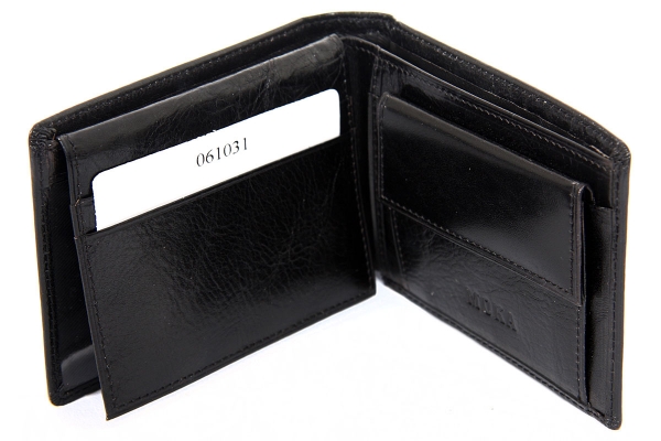 Bifold Soft Leather 2 Credit Card 2 ID Window Gift Box