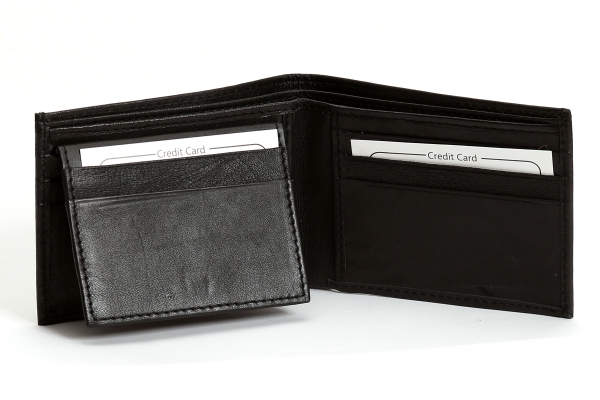 Leather Bifold 8 Credit Card Slots 2 ID Window