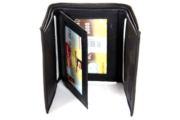 Leather Trifold 6 Credit Card 3 ID Window Wallet